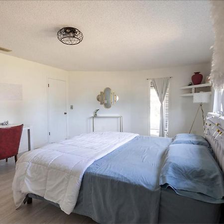 Serenity Studio Hotell Fort Pierce Exteriör bild